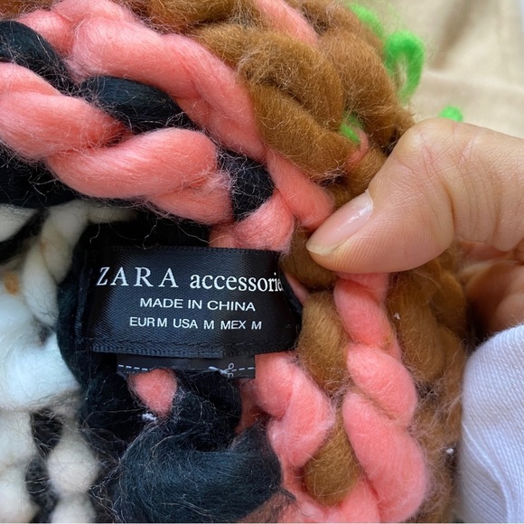 Knit hats bundle - Picture 2 of 4